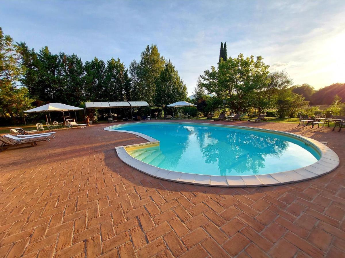 أمبيرتيدي Country Hotel Poggiomanente المظهر الخارجي الصورة
