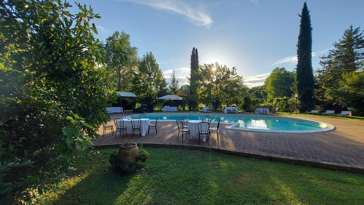 أمبيرتيدي Country Hotel Poggiomanente المظهر الخارجي الصورة