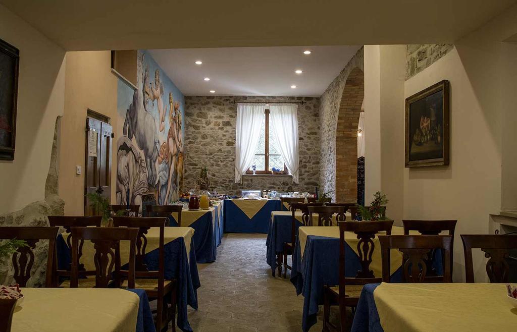 أمبيرتيدي Country Hotel Poggiomanente المظهر الخارجي الصورة