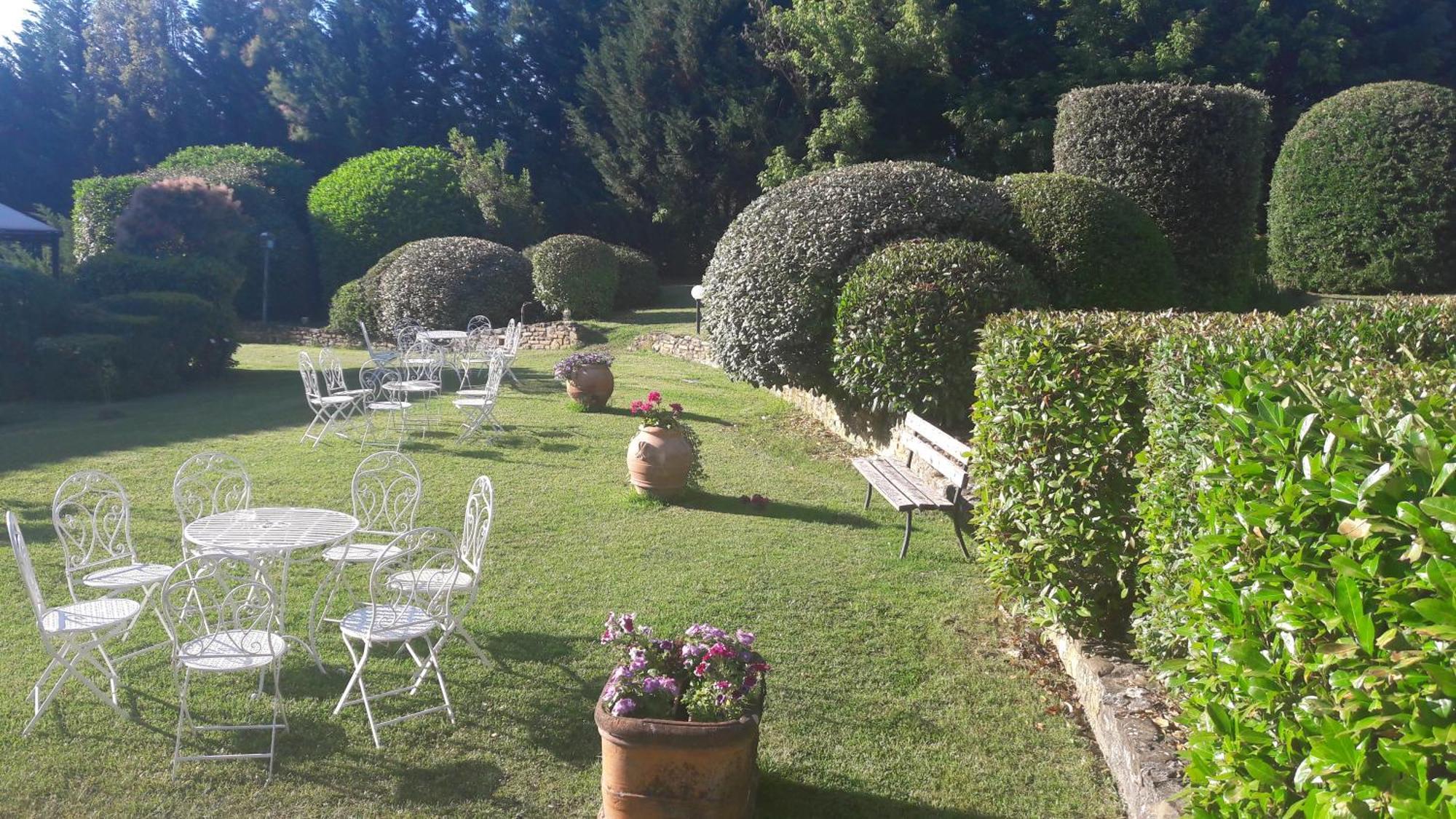 أمبيرتيدي Country Hotel Poggiomanente الغرفة الصورة