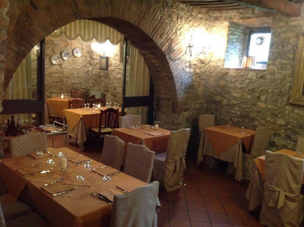 أمبيرتيدي Country Hotel Poggiomanente المظهر الخارجي الصورة